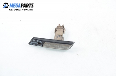 Мигач за BMW 3 Series E36 Compact (03.1994 - 08.2000), хечбек, позиция: дясна