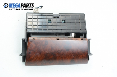 Пепелник за Hyundai Terracan SUV (06.2001 - 12.2008)