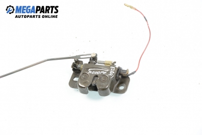 Брава заден капак за Hyundai Coupe Coupe Facelift (08.1999 - 04.2002), купе, позиция: задна