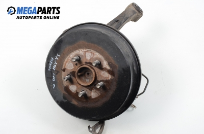 Шенкел главина за Toyota Avensis Station Wagon I (09.1997 - 02.2003), позиция: задна, дясна