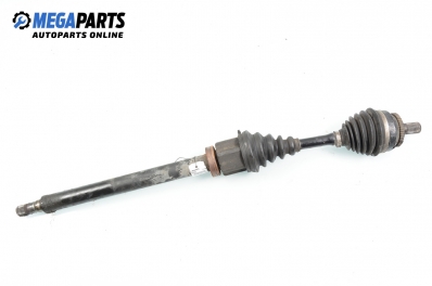 Полуоска за Volvo V70 II Estate (11.1999 - 12.2008) 2.3 T5, 250 к.с., позиция: предна, дясна, автоматик