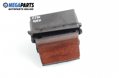 Пепелник за Mercedes-Benz E-Class Sedan (W210) (06.1995 - 08.2003)