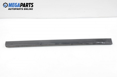 Външни лайсни за Citroen C4 Coupe (11.2004 - 12.2013), купе, позиция: предна, дясна