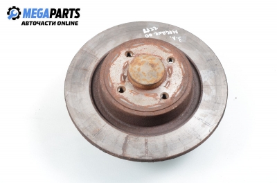 Шенкел главина за Renault Megane I Grandtour (03.1999 - 08.2003), позиция: задна, лява