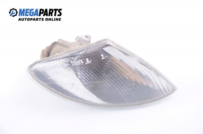 Мигач за Renault Megane I Coach (03.1996 - 08.2003), купе, позиция: дясна