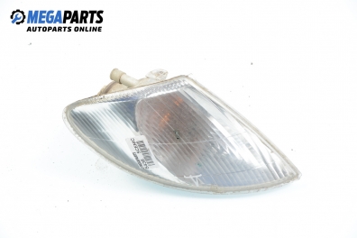 Мигач за Renault Megane Scenic (10.1996 - 12.2001), позиция: дясна