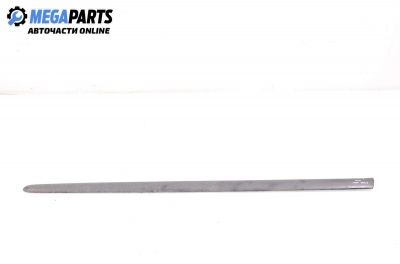 Външни лайсни за Peugeot 206 Hatchback (08.1998 - 12.2012), позиция: дясна