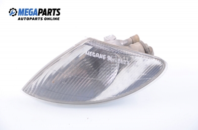 Мигач за Renault Megane I Coach (03.1996 - 08.2003), купе, позиция: лява