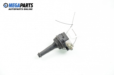 Запалителна бобина за Volvo V50 Estate (12.2003 - 12.2012) T5 AWD, 220 к.с., № Bosch 1 220 703 027