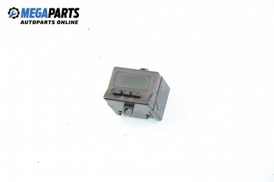 Часовник за Hyundai Sonata IV Sedan (03.1998 - 12.2005)