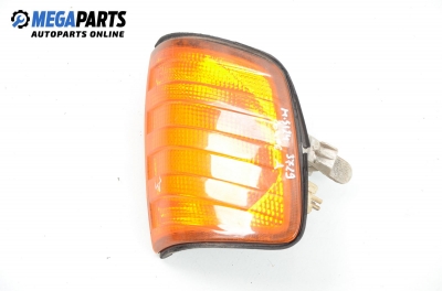 Мигач за Mercedes-Benz 124 Coupe (03.1987 - 05.1993), купе, позиция: дясна