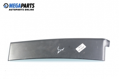 Външна лайсна колонка за Audi A3 Hatchback I (09.1996 - 05.2003), позиция: дясна