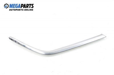 Външни лайсни за Mercedes-Benz C-Class Sedan (W202) (03.1993 - 05.2000), седан