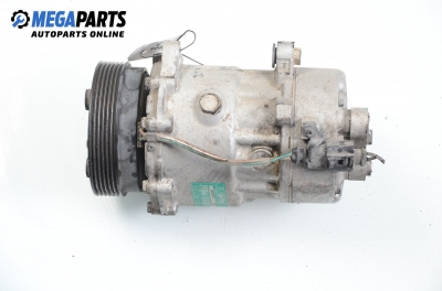Компресор климатик за Volkswagen Golf IV Hatchback (08.1997 - 06.2005) 1.6, 100 к.с., № 1J0 820 803 F