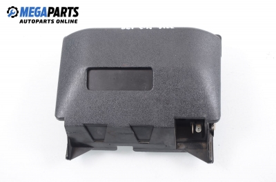 Пепелник за Mercedes-Benz 190 Sedan (W201) (10.1982 - 08.1993)