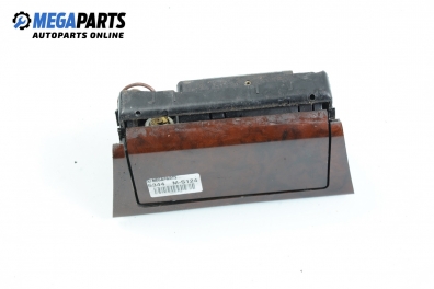 Пепелник за Mercedes-Benz E-Class Sedan (W124) (06.1993 - 12.1995)