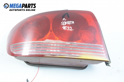 Стоп за Hyundai Sonata IV Sedan (03.1998 - 12.2005), седан, позиция: лява