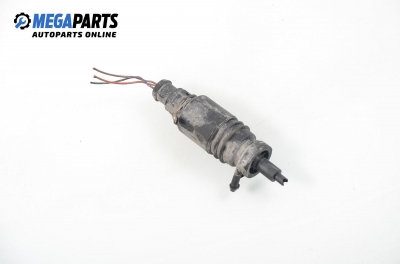 Помпичка за чистачки за Audi A6 Sedan C4 (06.1994 - 10.1997)