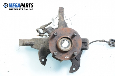 Шенкел главина за Mazda 323 P V Hatchback (10.1996 - 09.1998), позиция: предна, лява