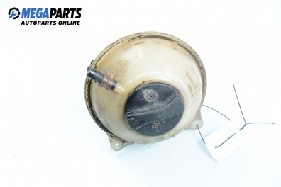 Казанче за антифриз за Volkswagen Passat Variant B3, B4 (02.1988 - 06.1997) 1.8, 90 к.с.