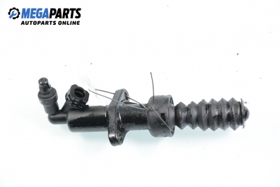Долна помпа за съединител за Citroen Xsara Picasso (09.1999 - 06.2012)