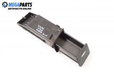 Жабка за Mercedes-Benz E-Class Estate (S211) (03.2003 - 07.2009)