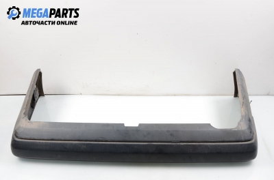 Задна броня за Mercedes-Benz 124 Sedan (12.1984 - 06.1993), седан