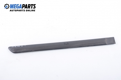 Външни лайсни за Volvo V40 Estate (07.1995 - 06.2004), комби, позиция: задна, дясна