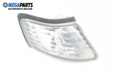 Мигач за Nissan Primera Sedan II (06.1996 - 12.2001), седан, позиция: дясна