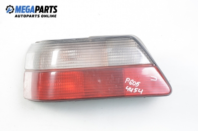 Стоп за Peugeot 605 Sedan (06.1989 - 09.1999), позиция: лява