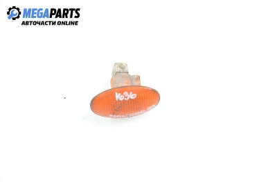 Мигач за Ford Mondeo I Hatchback (02.1993 - 08.1996), хечбек