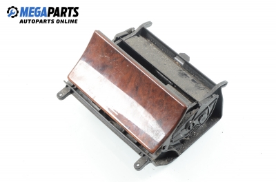 Пепелник за Mercedes-Benz CLK-Class Coupe (C208) (06.1997 - 09.2002)