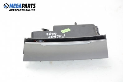 Пепелник за Volkswagen Passat Variant B6 (08.2005 - 11.2011)