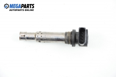 Запалителна бобина за Volkswagen Polo Hatchback IV (10.2001 - 12.2005) 1.2 12V, 64 к.с., № 0 040 102 030