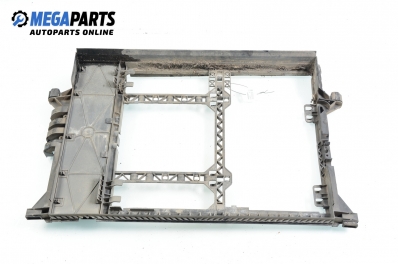 Стойка на радиатора за BMW 5 Series E39 Sedan (11.1995 - 06.2003) 520 i, 150 к.с.