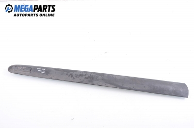 Външни лайсни за Renault Megane I Hatchback (08.1995 - 12.2004), позиция: предна, лява