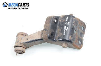 Носач / щанга за Nissan Primera Sedan I (06.1990 - 06.1996), седан, позиция: дясна