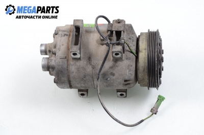 Компресор климатик за Volkswagen Passat Sedan B5 (08.1996 - 12.2001) 1.8 T, 150 к.с., № 8D0 260 805D