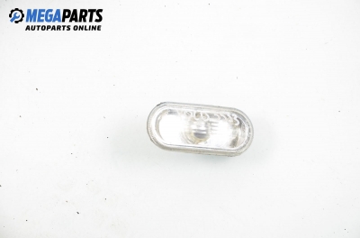 Мигач за Volkswagen Polo Hatchback III (10.1999 - 10.2001)