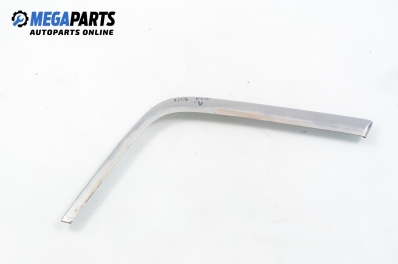 Външни лайсни за Mercedes-Benz E-Class Sedan (W210) (06.1995 - 08.2003), седан, позиция: лява