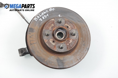 Шенкел главина за Suzuki Liana Sedan (10.2001 - 12.2007), позиция: предна, лява