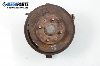 Шенкел главина за Mazda 323 P V Hatchback (10.1996 - 09.1998), позиция: задна, дясна