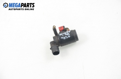 Помпичка за чистачки за Honda Accord VI Sedan (03.1997 - 12.2003)