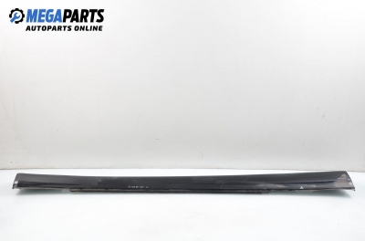 Праг за Mercedes-Benz C-Class Coupe (CL203) (03.2001 - 06.2007), купе, позиция: дясна