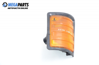 Мигач за Mercedes-Benz MB100 Box (631) (02.1988 - 04.1996), позиция: дясна