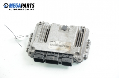 Компютър двигател за Renault Megane II Hatchback (07.2001 - 10.2012) 1.9 dCi (BM0G, CM0G), 120 к.с., № Bosch 0 281 010 769 / 8200263396