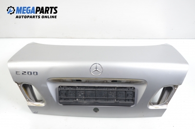 Заден капак за Mercedes-Benz E-Class Sedan (W210) (06.1995 - 08.2003), седан