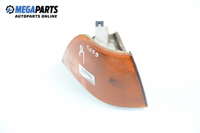 Мигач за BMW 3 Series E36 Sedan (09.1990 - 02.1998), седан, позиция: дясна