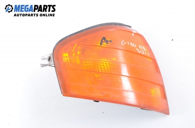 Мигач за Mercedes-Benz C-Class Sedan (W202) (03.1993 - 05.2000), седан, позиция: лява