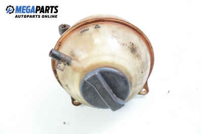 Казанче за антифриз за Volkswagen Passat Variant B3, B4 (02.1988 - 06.1997) 1.8, 90 к.с.